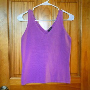 *3 for 20* GAP Women's V-Neck Tank Top Size S